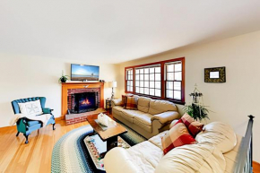 Kelleys Bay Bungalow